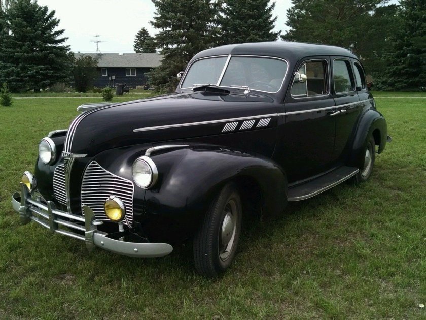 1936 Pontiac Silver Streak