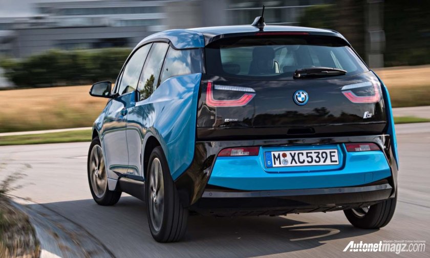BMW i3 2023