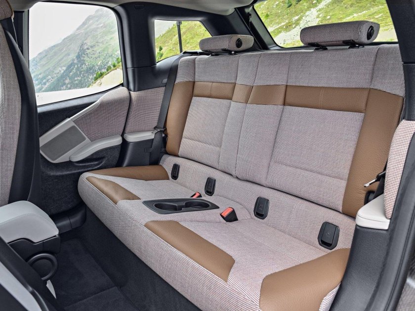 BMW i3 салон