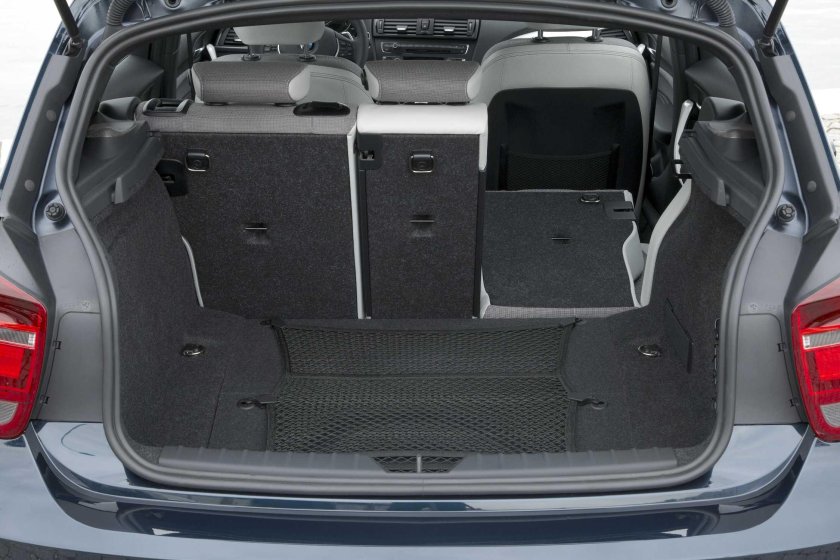 BMW f20 багажник