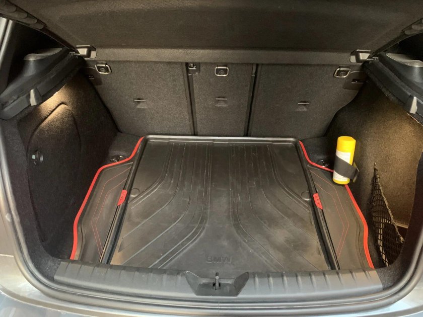 Розетка в багажник BMW