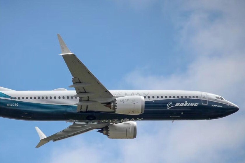 Самолёт boeing 737