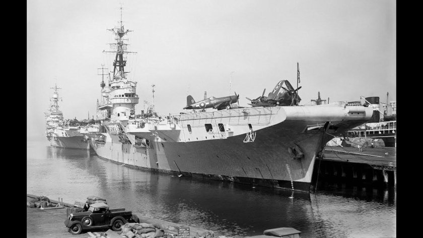 HMS Glory авианосец