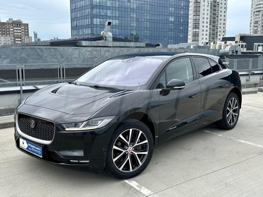 Ягуар ай пейс