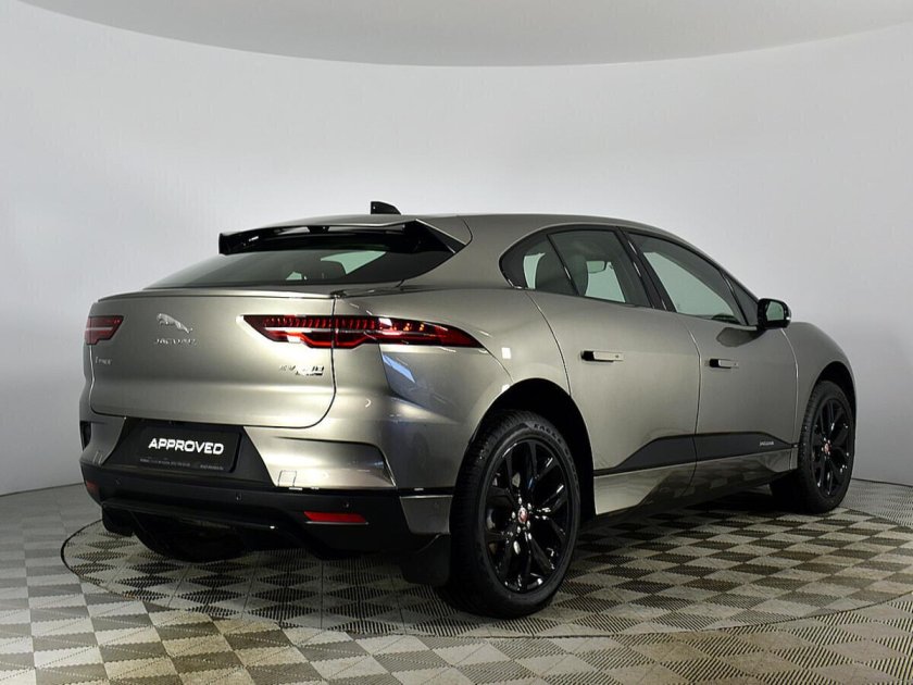 Ягуар ай пейс