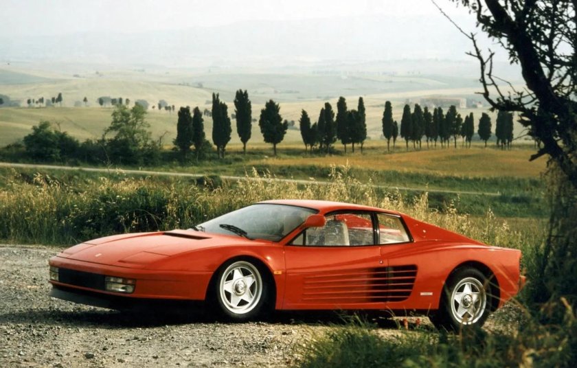 Феррари Тестаросса