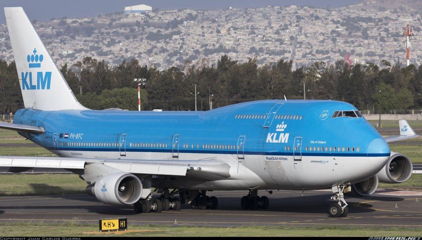 Боинг 747 KLM