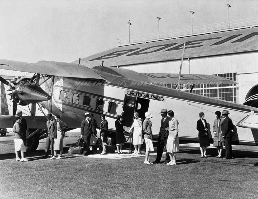 Самолет Boeing 80a