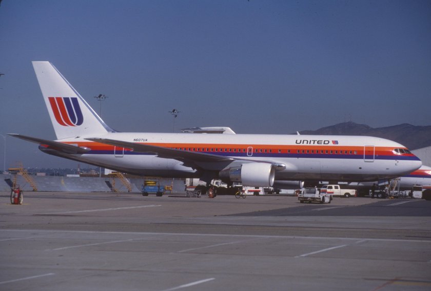 767 United Airlines