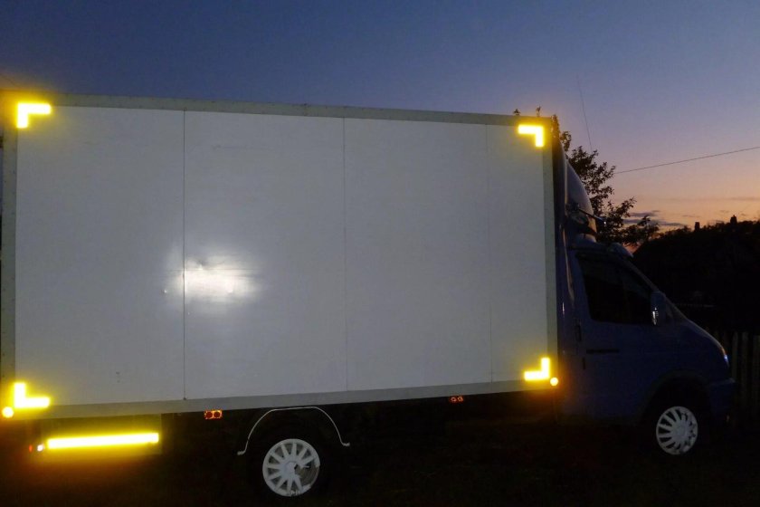 Светоотражающая лента на Газель фургон Некст