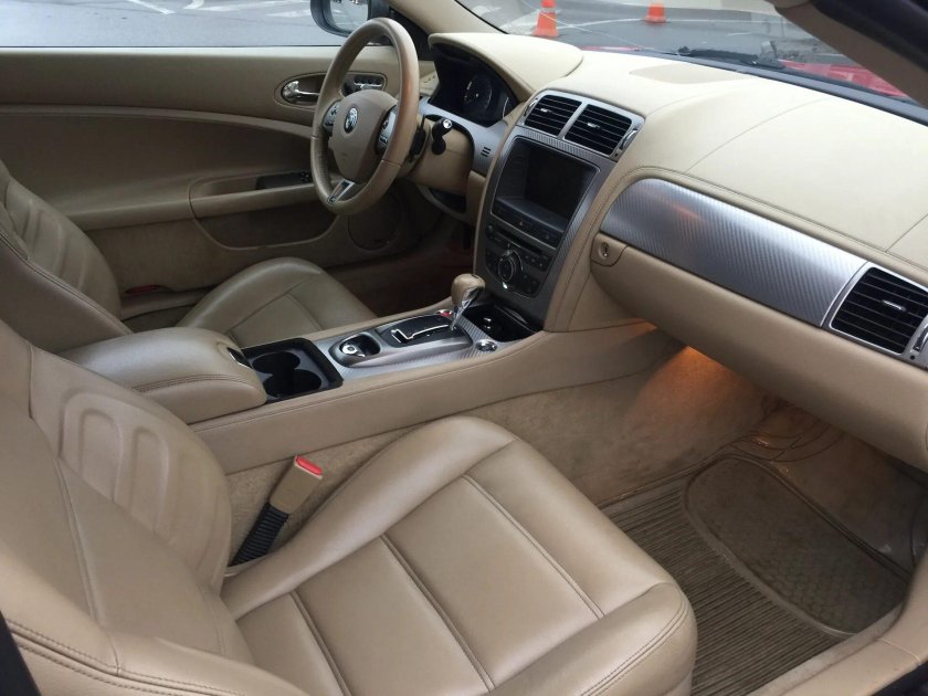 Jaguar XKR 2007 салон