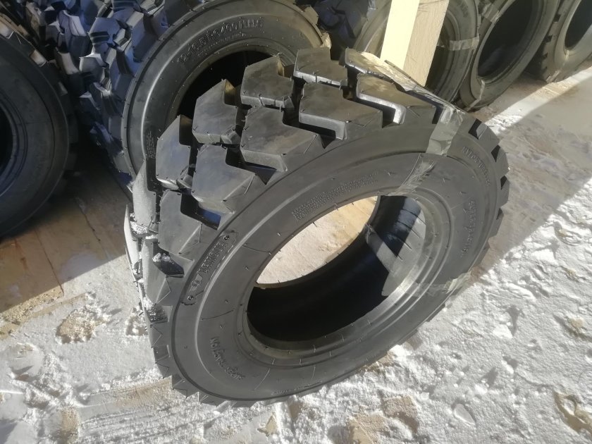 Автопокрышки для погрузчиков