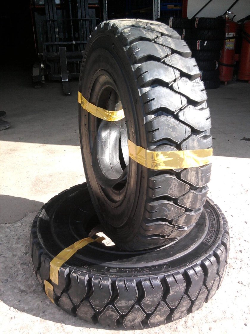 Автошина 7,00-12