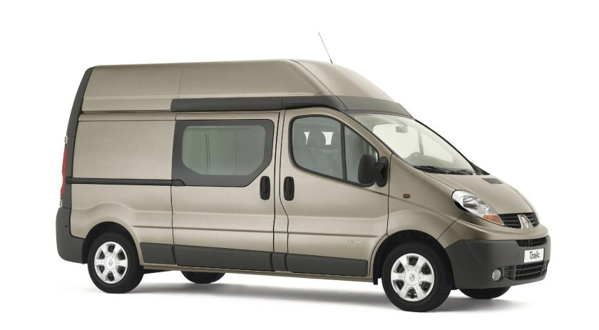 Renault Trafic автомобили Renault