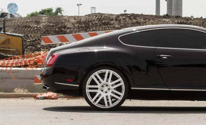 Золотой Бентли Континенталь gt диски зрлм