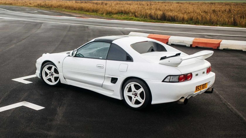 Toyota mr2 mk2