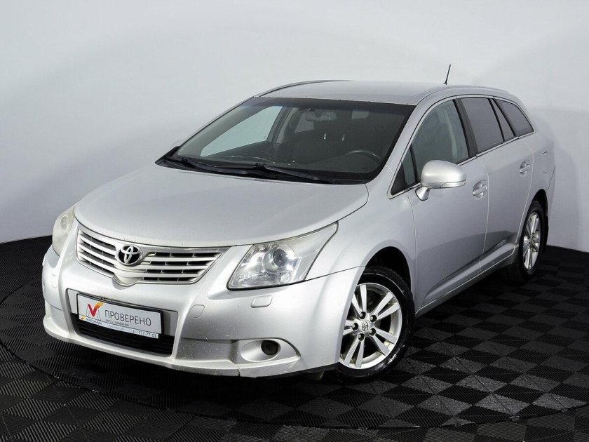 Тойота Авенсис универсал 2008