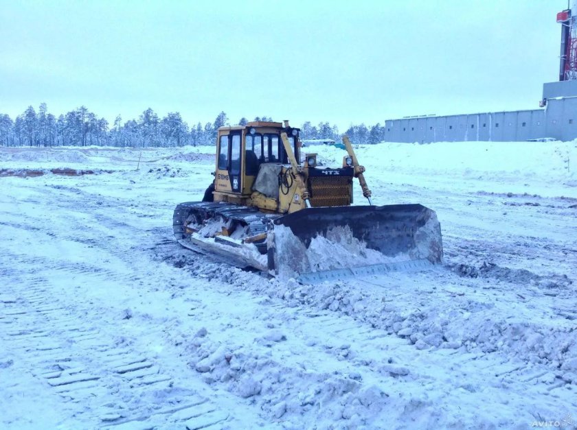 ЧТЗ болотоход бульдозер