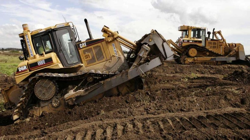 Бульдозер Cat d6