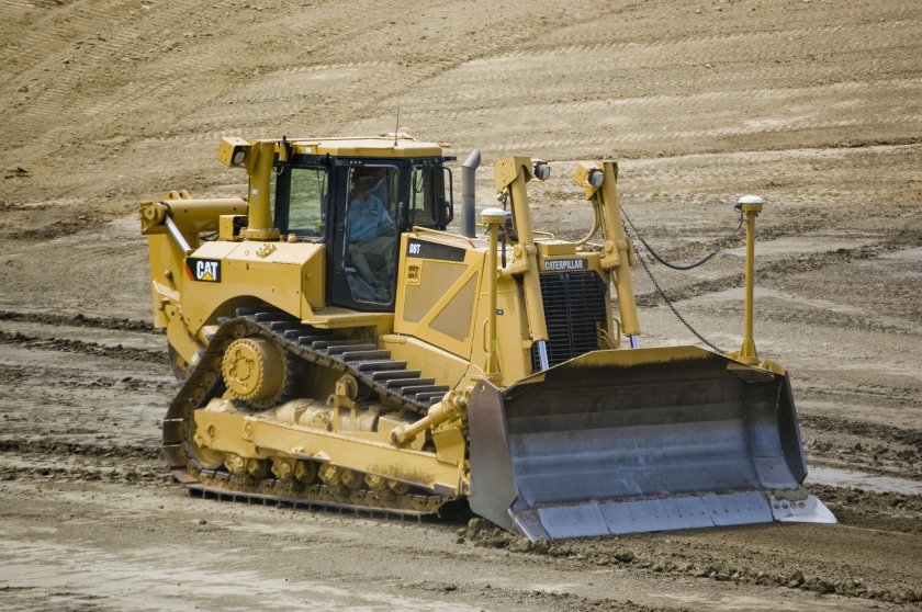 Бульдозер Cat d8r