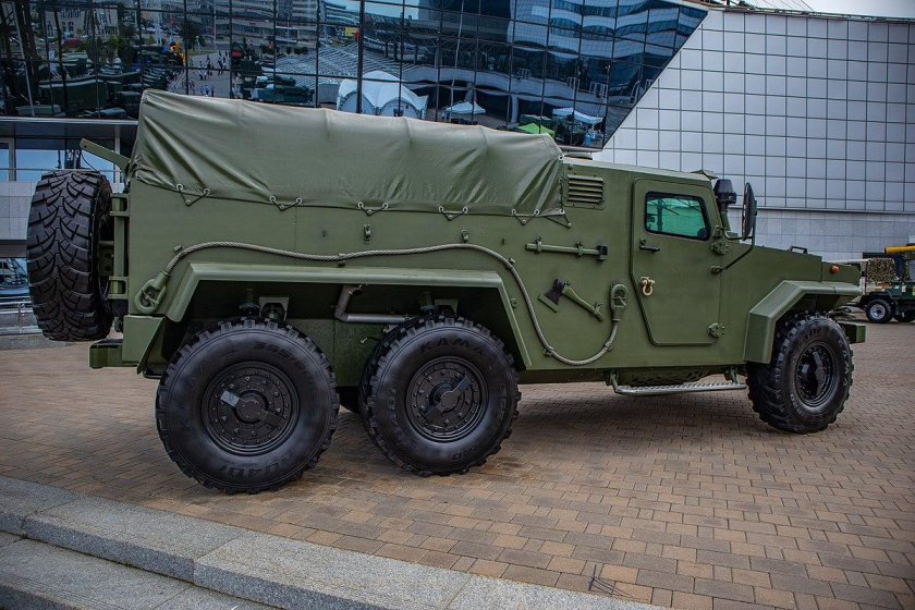 Бронеавтомобиль впк 39273 волк 3