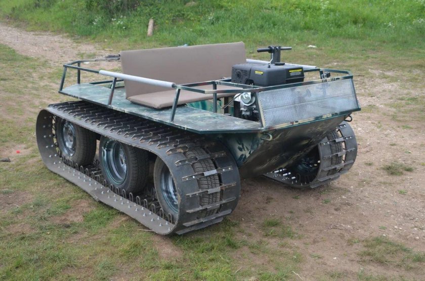 Гусеничный вездеход ВАЗ 2108