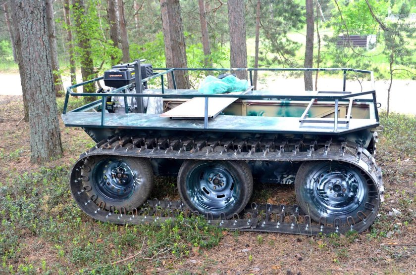 Гусеничный вездеход Парма