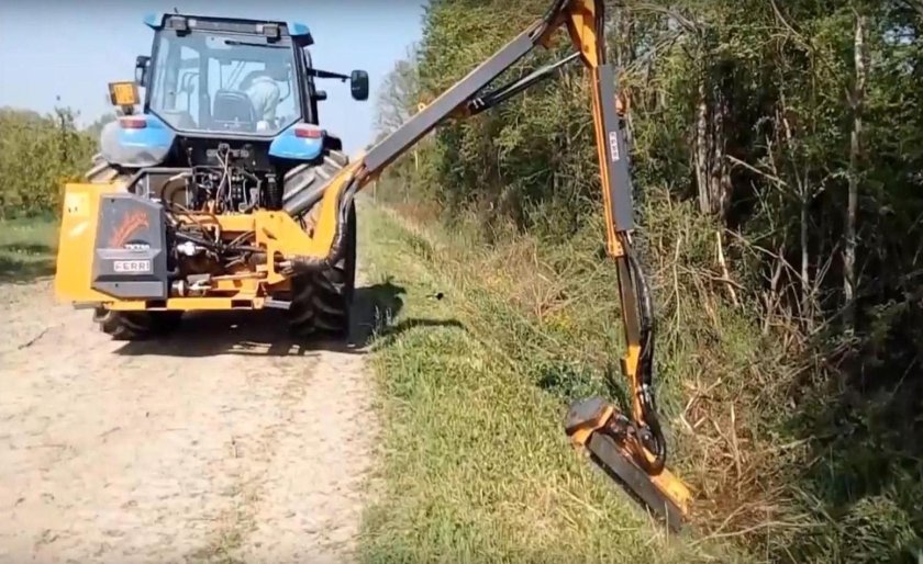 Манипуляторная косилка на МТЗ 82