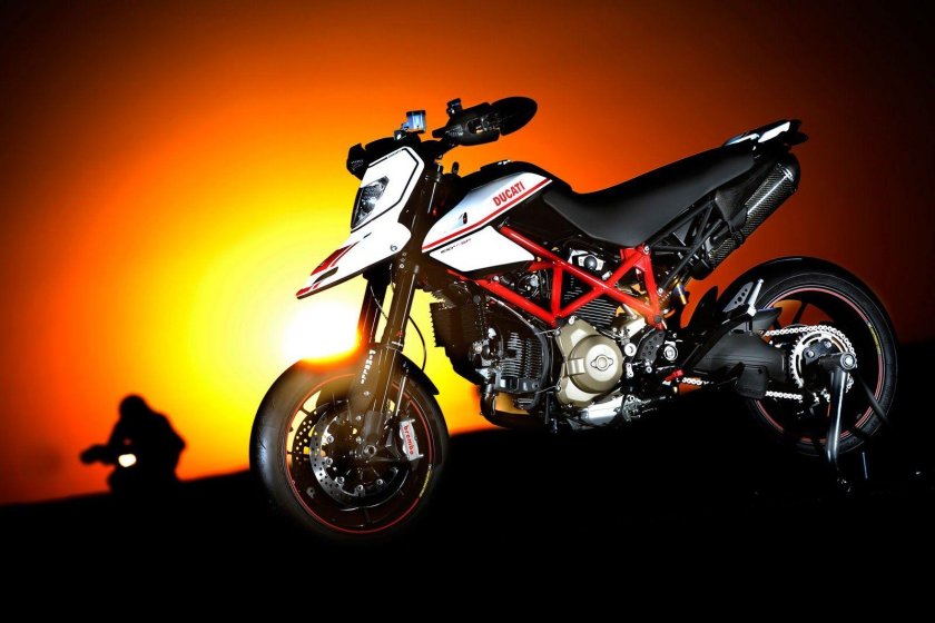 Hypermotard 1100