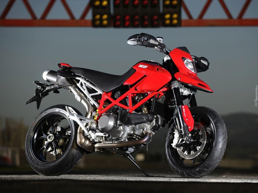 Ducati Hypermotard 950