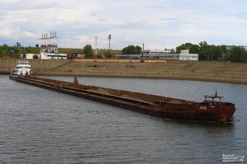 Речные суда