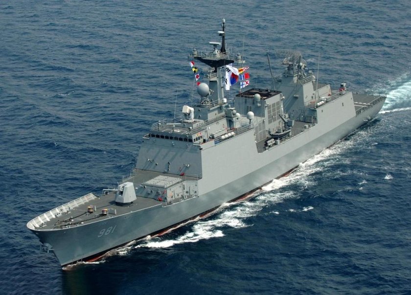 Король Седжон эсминец