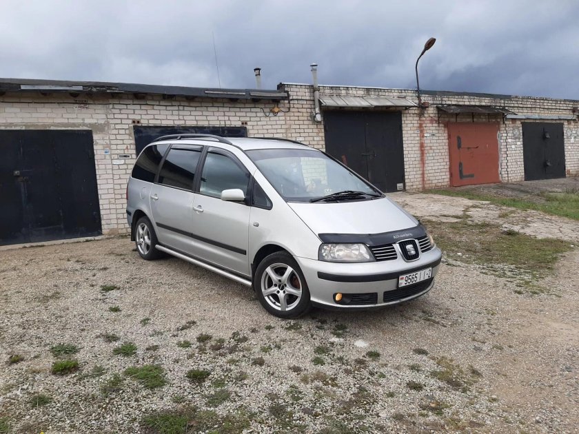 Сеат Альхамбра 2002