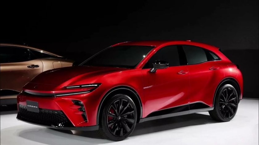 Toyota Crown Sport 2023