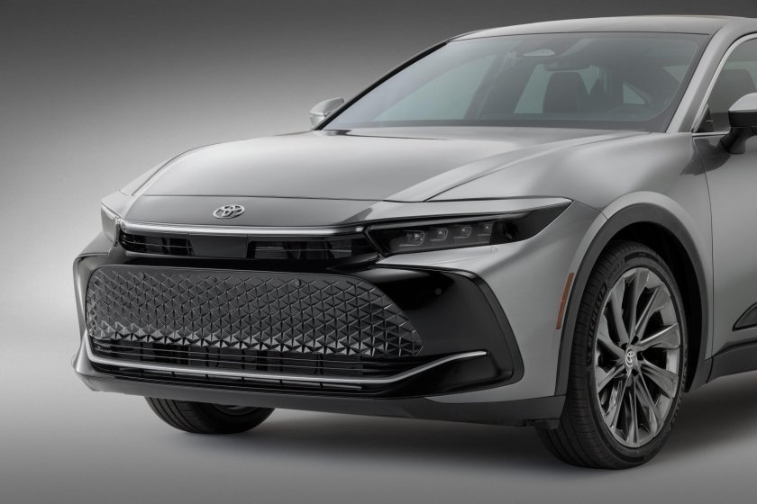 Toyota Crown Limited 2023