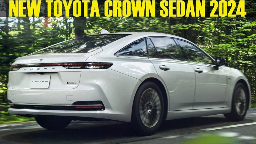 Toyota Crown 2023 sedan
