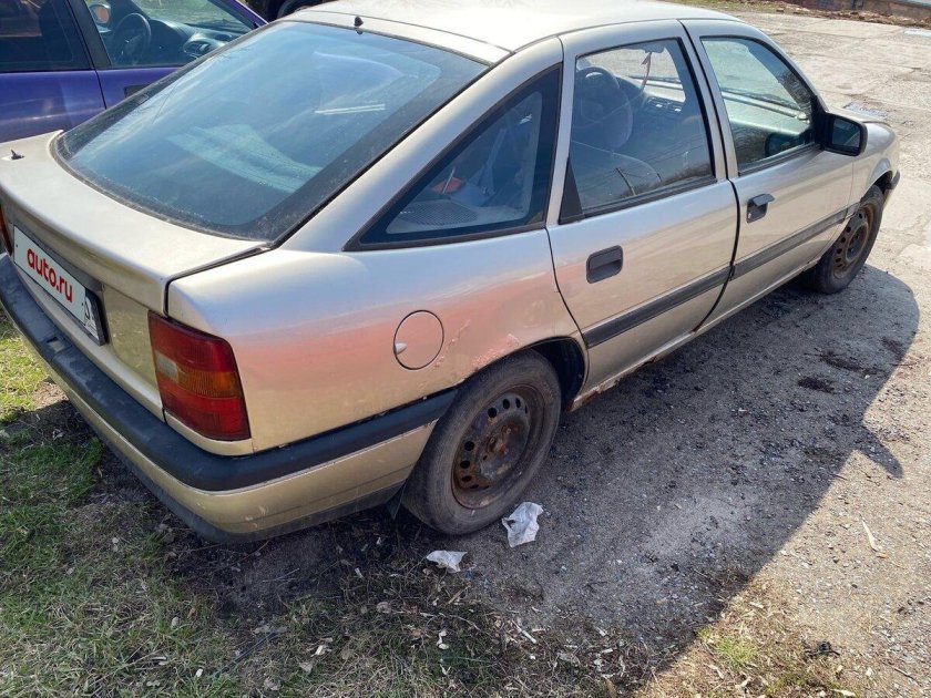 Opel vectra 1988 1995