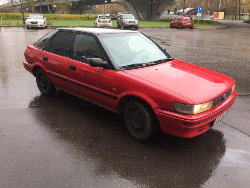 Toyota corolla e90 liftback