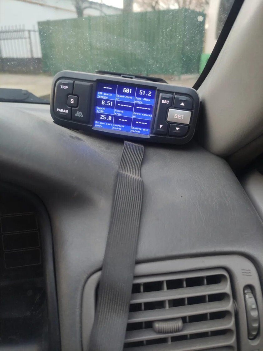 Бортовой компьютер Тойота