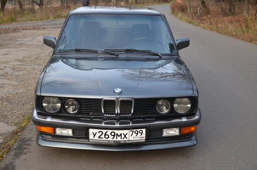 БМВ 5 серии 1987