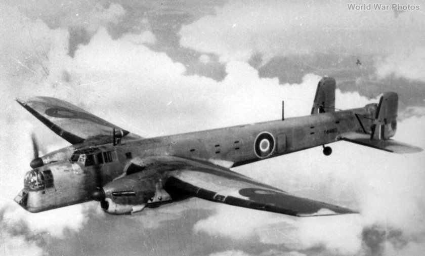 Armstrong whitworth a.w.38 whitley