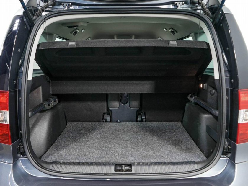 Skoda yeti 1.6 мт багажник