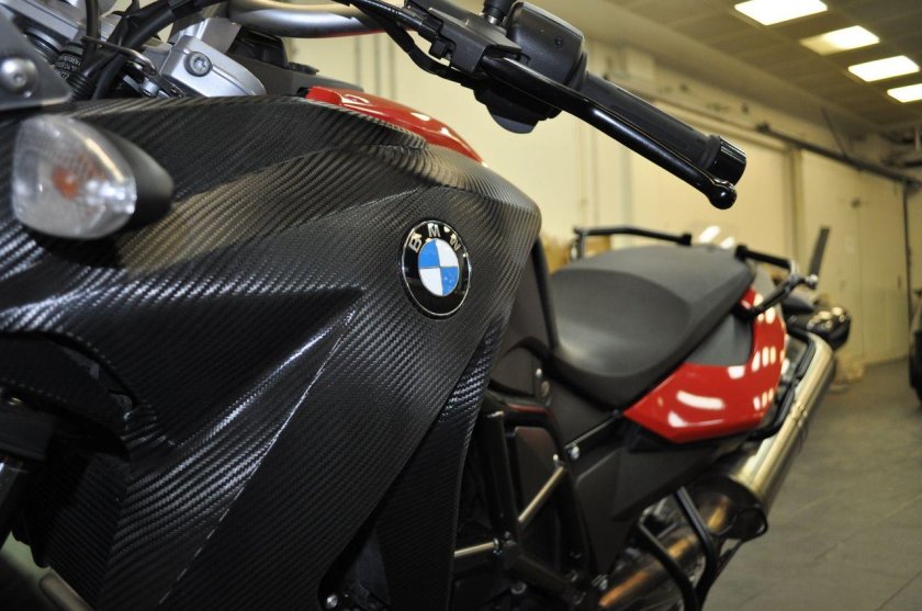 Накладка на бак Yamaha r6 2005 карбон