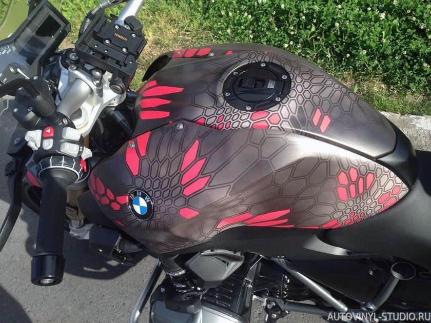 Оклейка мотоцикла