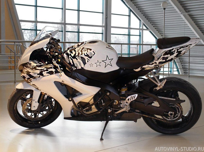 Мотоцикл suzuki