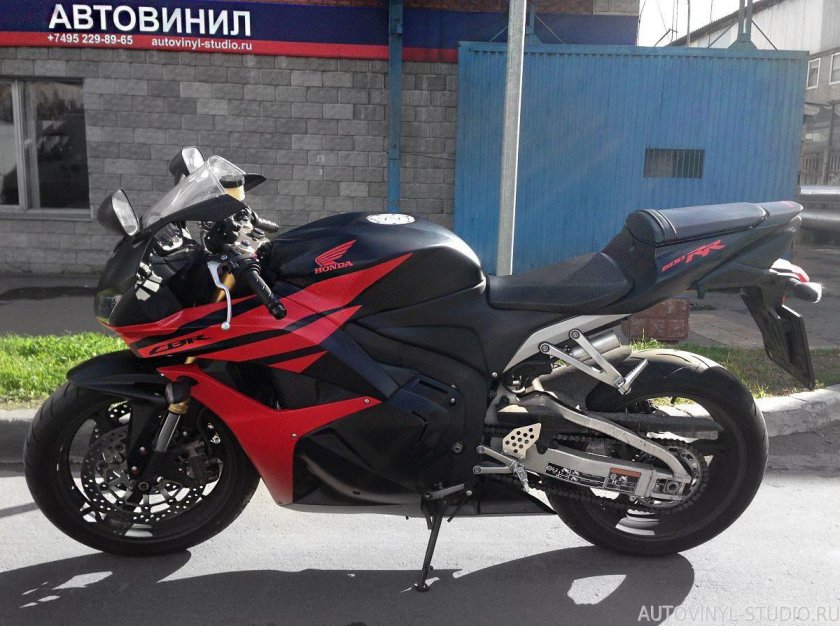 Оклейка мотоцикла