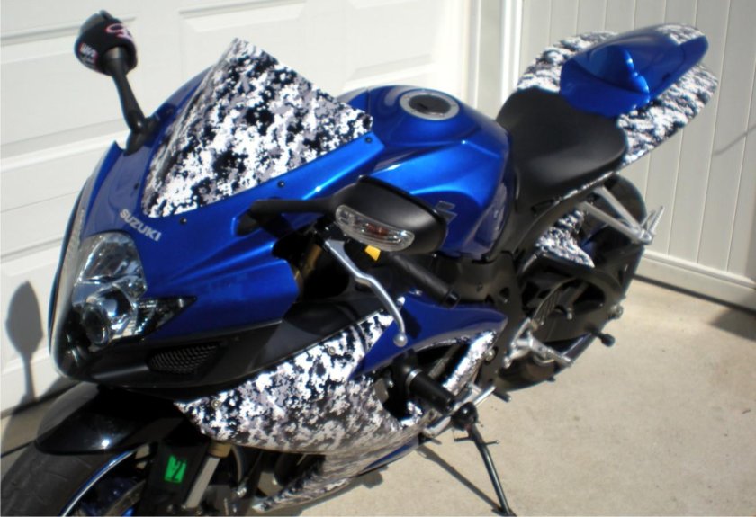 Suzuki GSXR камуфляж