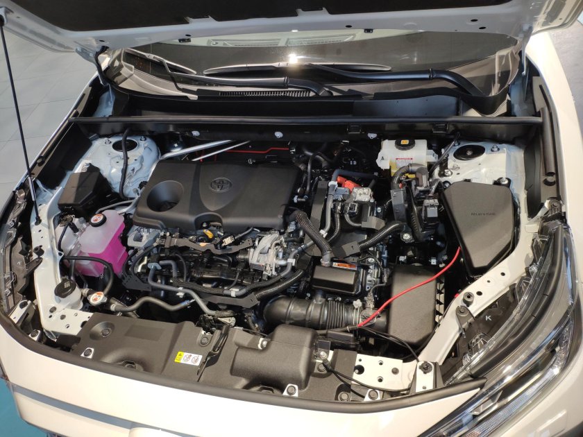 Тойота рав 4 под капотом