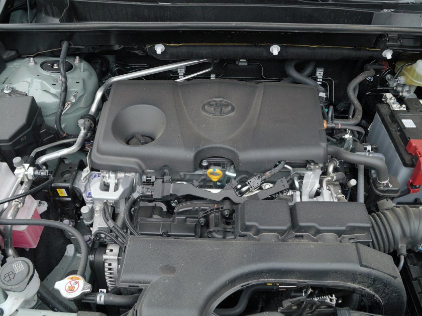 Тойота рав 4 моторный отсек