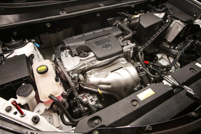 Рав 4 под капотом